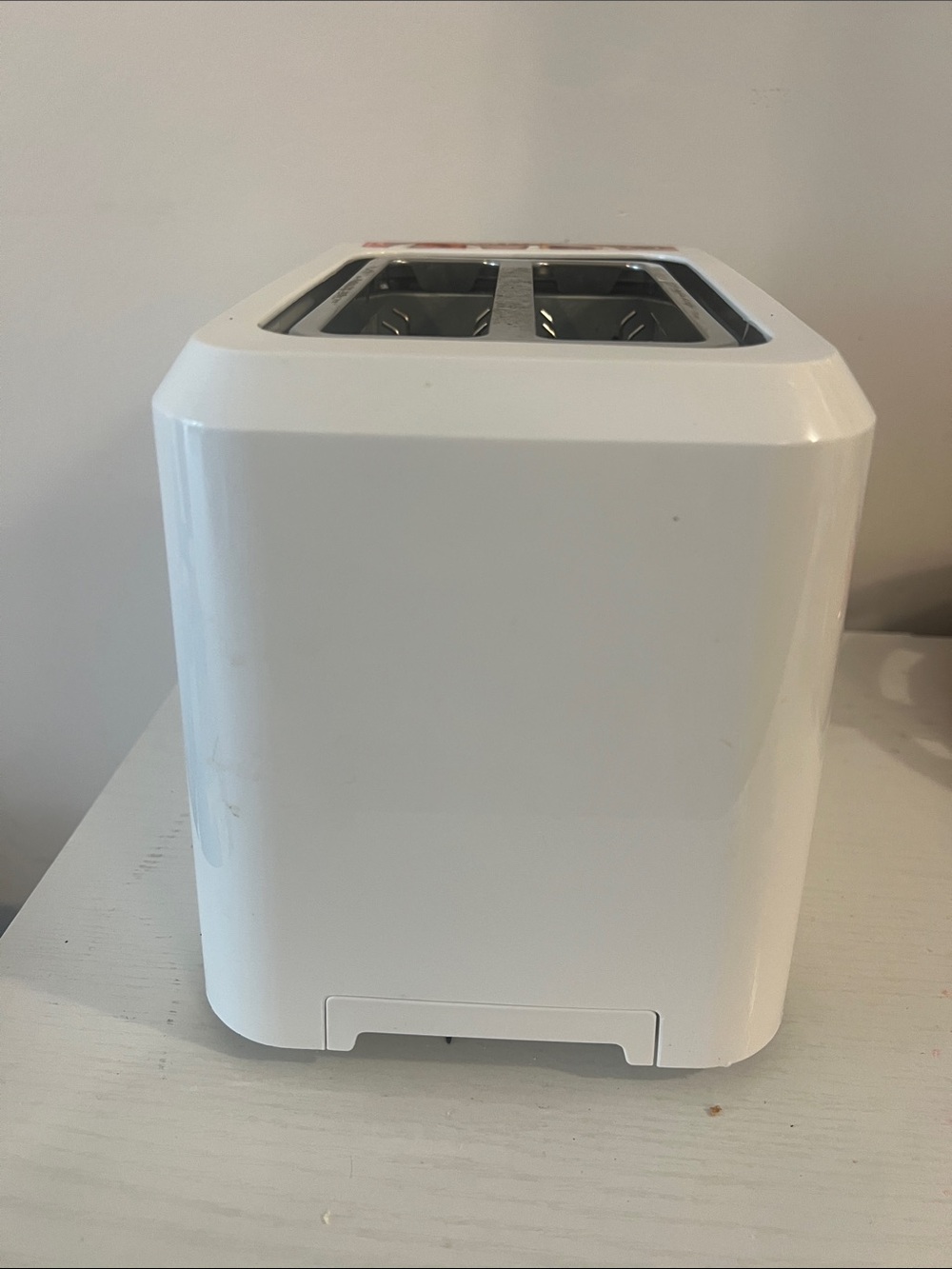 Cuisinart White 2-Slot Toaster with Dial and Lever - Picture 2 of 6